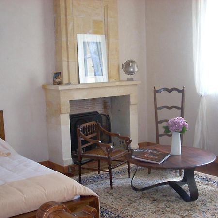 Sous Les Marronniers Bed and Breakfast Petit-Palais-et-Cornemps Εξωτερικό φωτογραφία