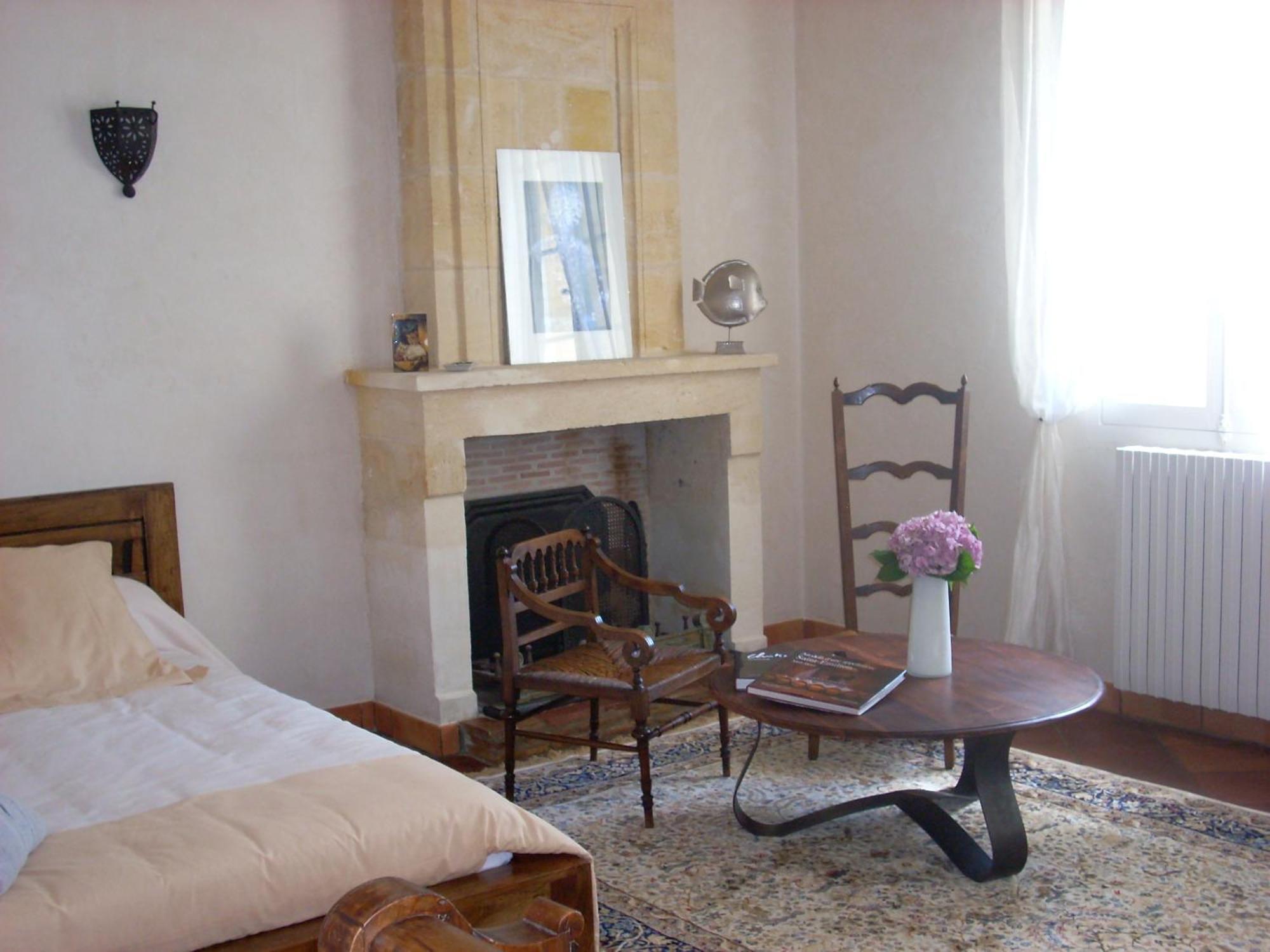 Sous Les Marronniers Bed and Breakfast Petit-Palais-et-Cornemps Εξωτερικό φωτογραφία