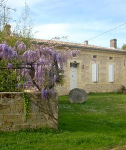 Sous Les Marronniers Bed and Breakfast Petit-Palais-et-Cornemps Εξωτερικό φωτογραφία